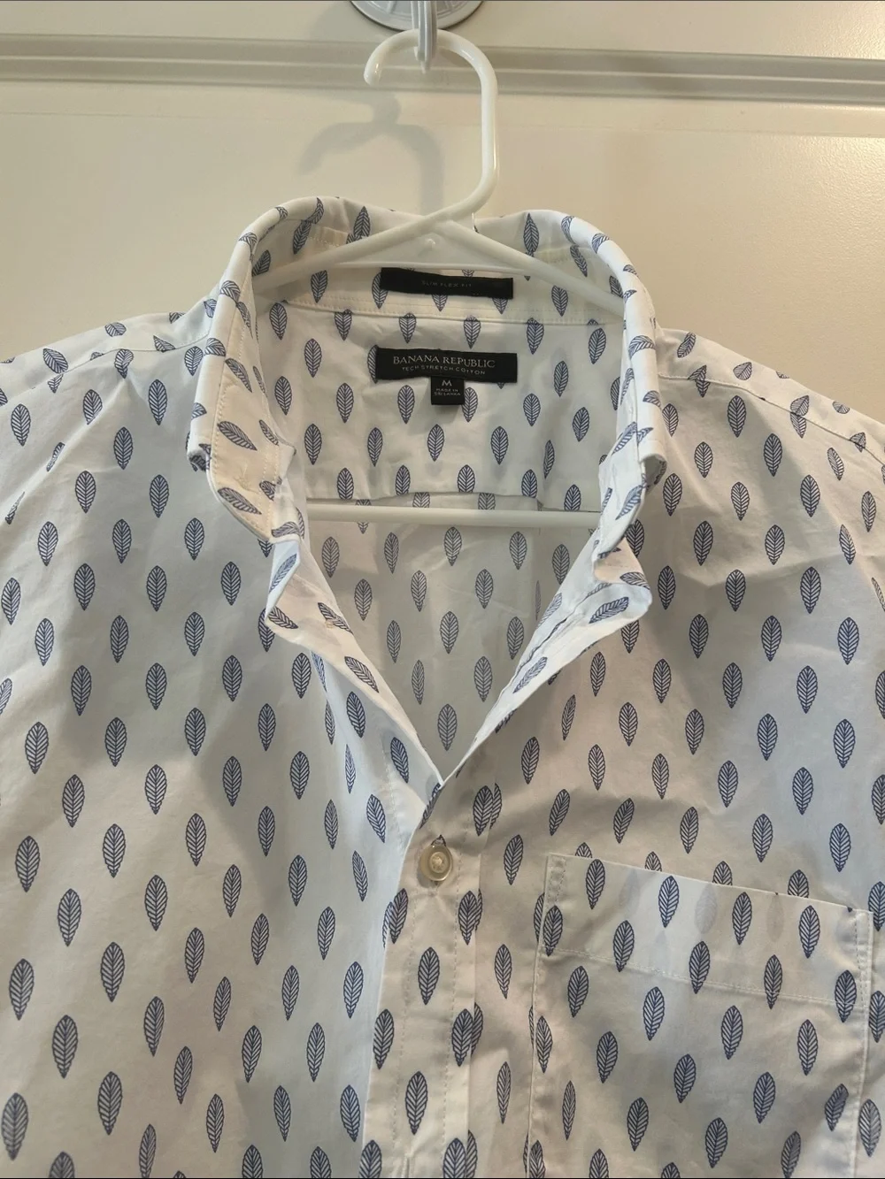 Banana Republic Tech Stretch Cotton Leaf Print Button Shirt Short Sleeve M Slim